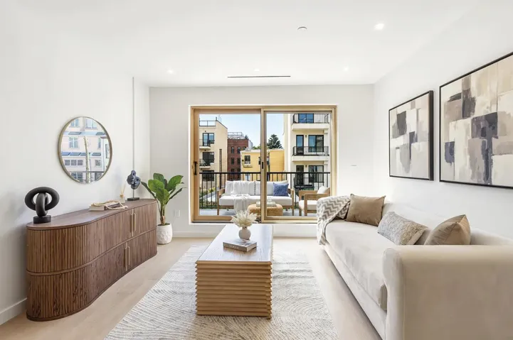 176 Frost Street, New York City, NY 11211