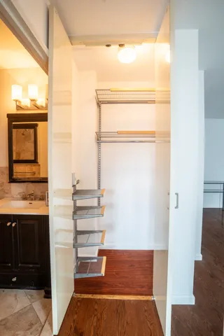 245 E 54TH Street, New York City, NY 10022