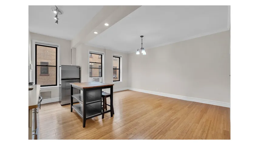 7609 4TH Avenue, New York City, NY 11209