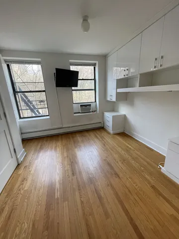305 W 150TH Street, New York City, NY 10039
