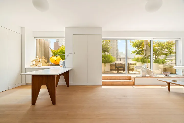 205 E 77TH Street, New York City, NY 10075
