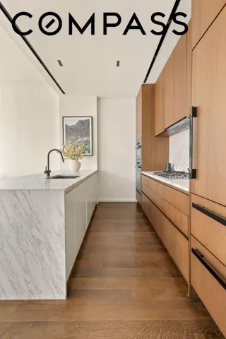 570 Broome Street, New York City, NY 10013