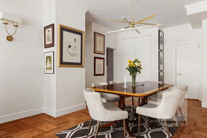12 Beekman Place, New York City, NY 10022