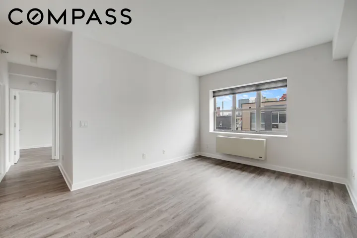 516 W 47th Street, New York City, NY 10036