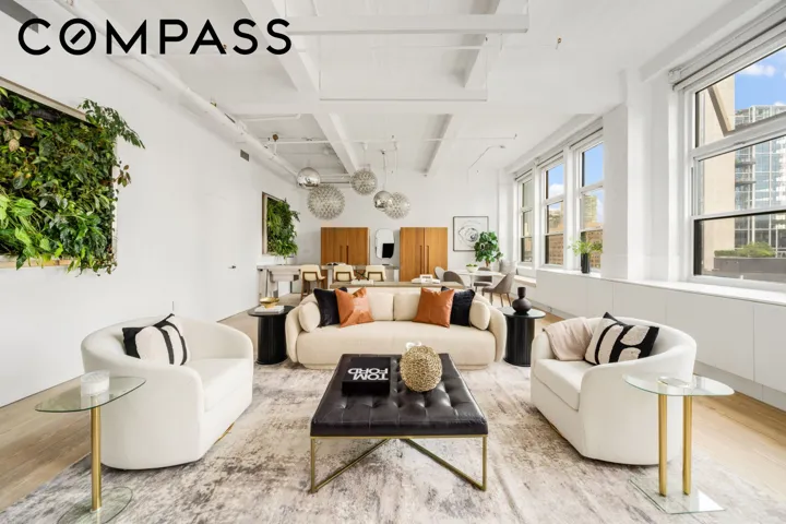 448 W 37th Street, New York City, NY 10018