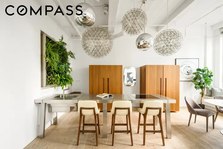 448 W 37th Street, New York City, NY 10018
