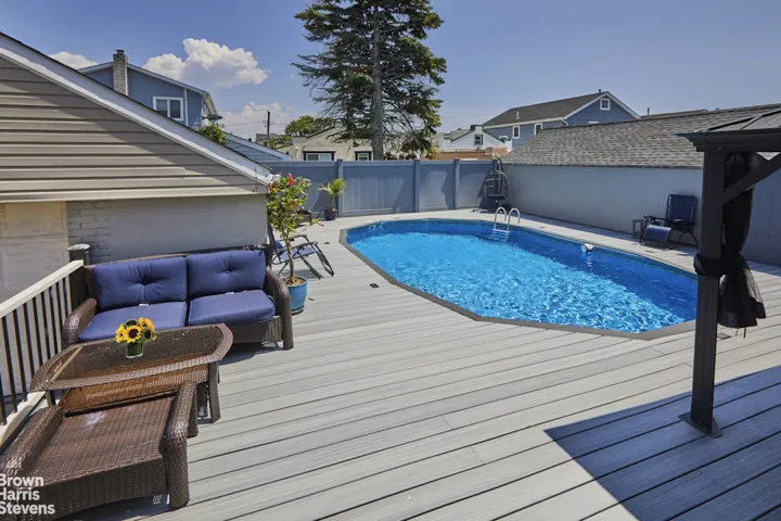 542 BEACH 129TH Street, New York City, NY 11694