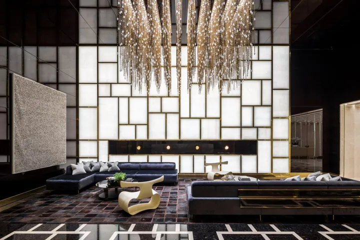 217 W 57th Street, New York City, NY 10019