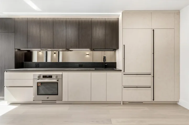 17 Dodworth Street, New York City, NY 11221
