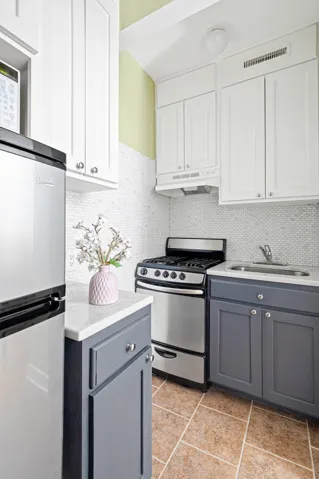 4 W 101ST Street, New York City, NY 10025