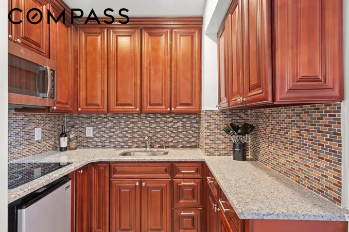 2 Tudor City Place, New York City, NY 10017