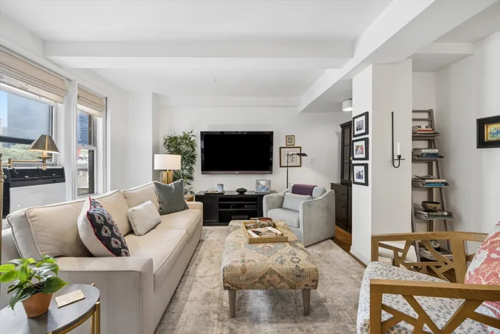 339 E 58th Street, New York City, NY 10022