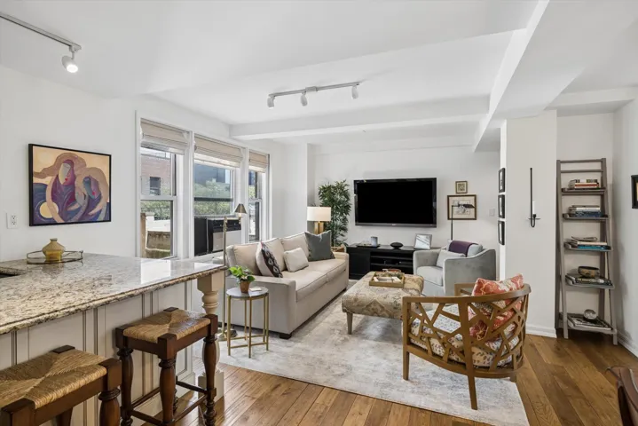 339 E 58th Street, New York City, NY 10022