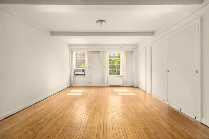 410 W 24TH Street, New York City, NY 10011