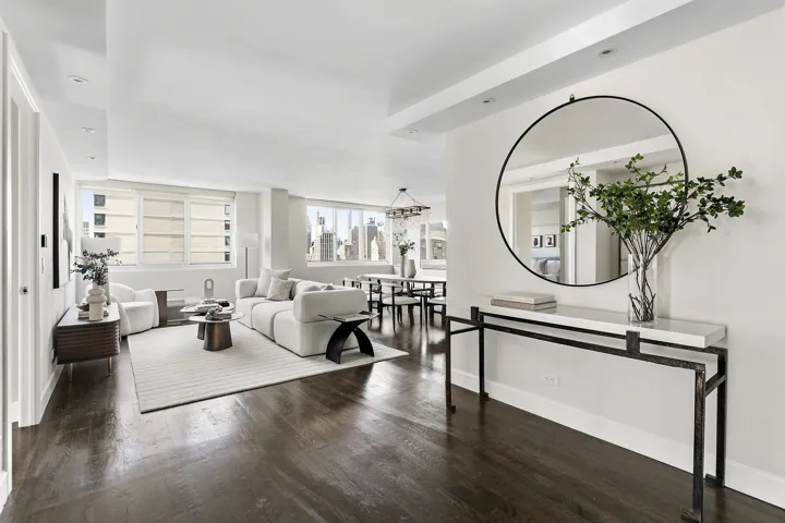 345 E 93RD Street, New York City, NY 10128