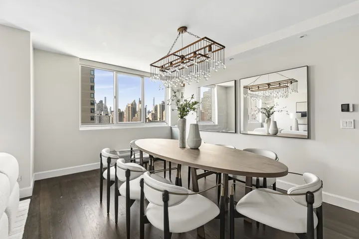 345 E 93RD Street, New York City, NY 10128