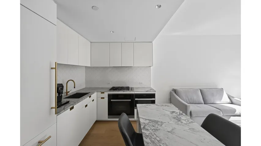 185 GRAND Street, New York City, NY 10013