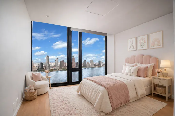 695 1ST Avenue, New York City, NY 10016