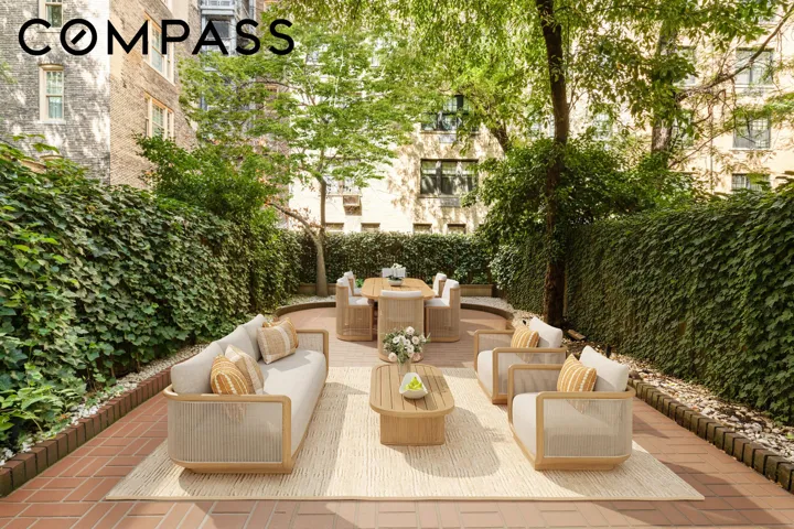 159 E 71st Street, New York City, NY 10021