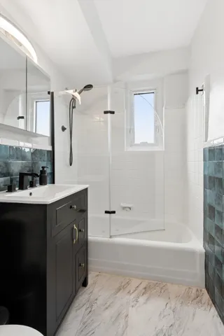 215 ADAMS Street, New York City, NY 11201