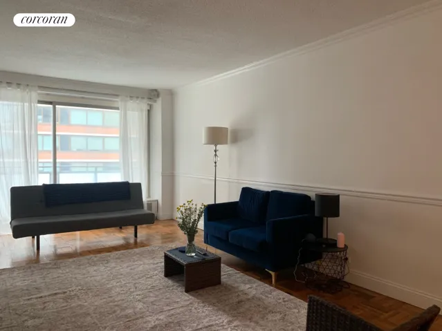 300 E 40TH Street, New York City, NY 10016