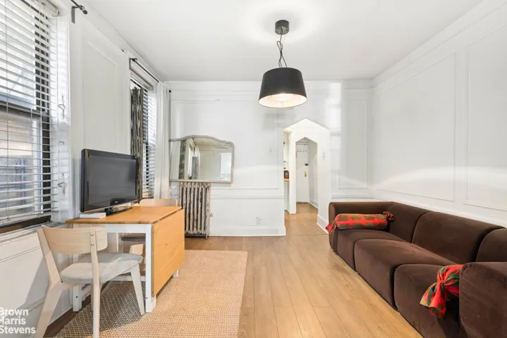258 W 117TH Street, New York City, NY 10026