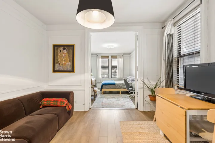 258 W 117TH Street, New York City, NY 10026