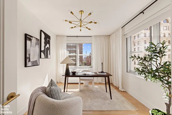 69 5TH Avenue, New York City, NY 10003