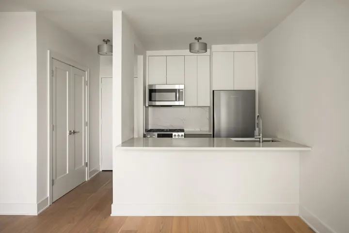 380 RECTOR Place, New York City, NY 10280