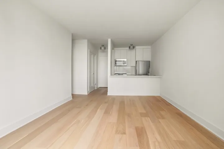 380 RECTOR Place, New York City, NY 10280