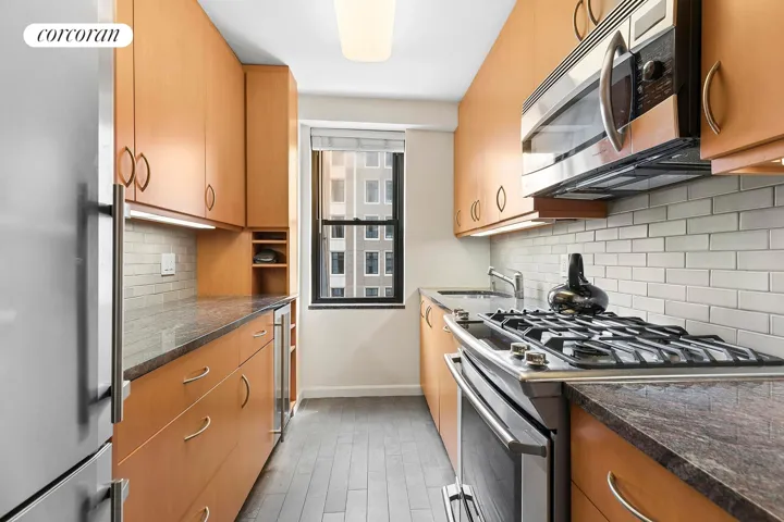 196 E 75th Street, New York City, NY 10021