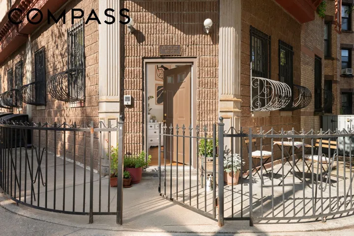 420 6th Avenue, New York City, NY 11215