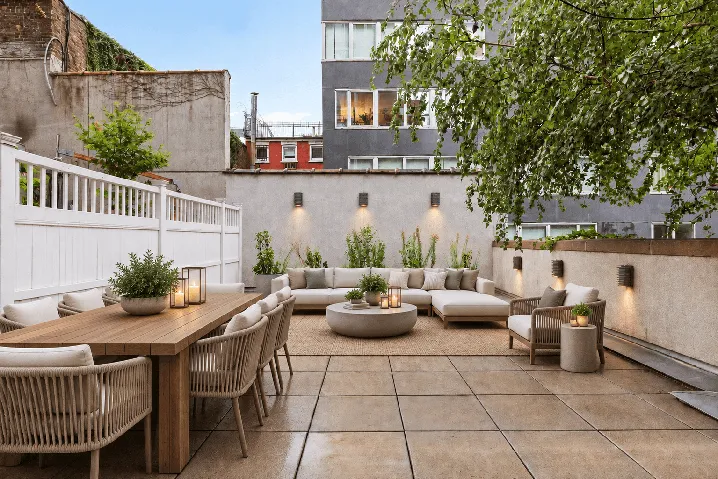 444 W 19th Street, New York City, NY 10011
