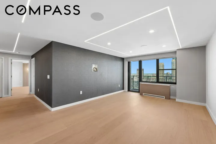 201 W 70th Street, New York City, NY 10023