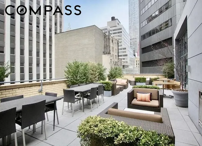 90 William Street, New York City, NY 10038