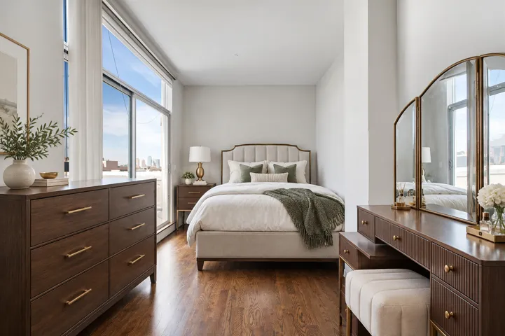 15 ROEBLING Street, New York City, NY 11211