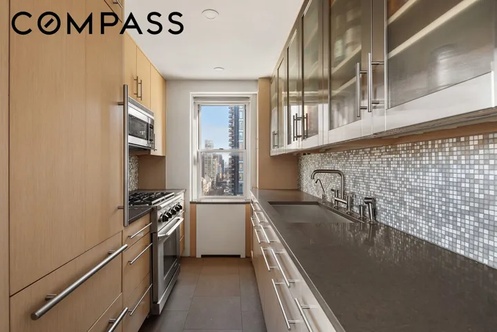 150 E 61st Street, New York City, NY 10065