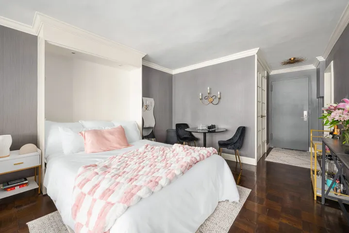 310 E 70th Street, New York City, NY 10021