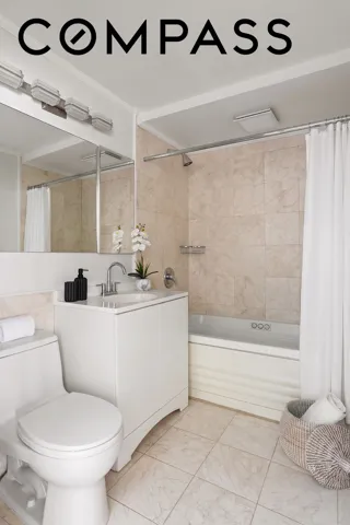 203 W 90th Street, New York City, NY 10024