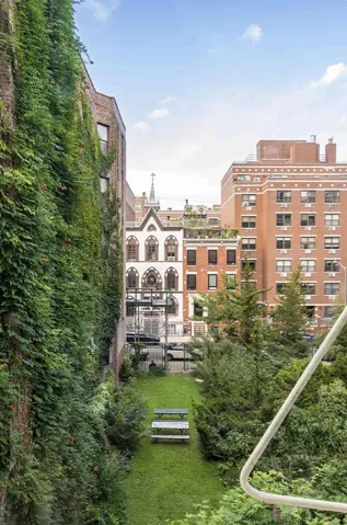 317 E 3rd Street, New York City, NY 10009