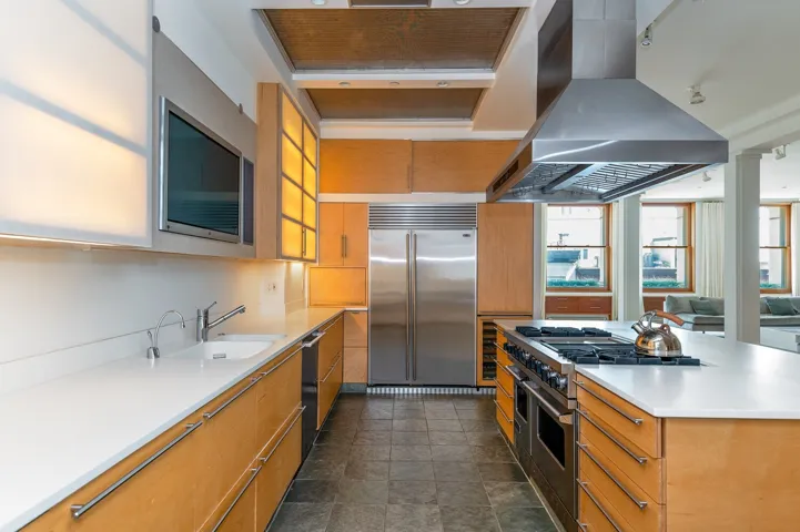 15 MERCER Street, New York City, NY 10013