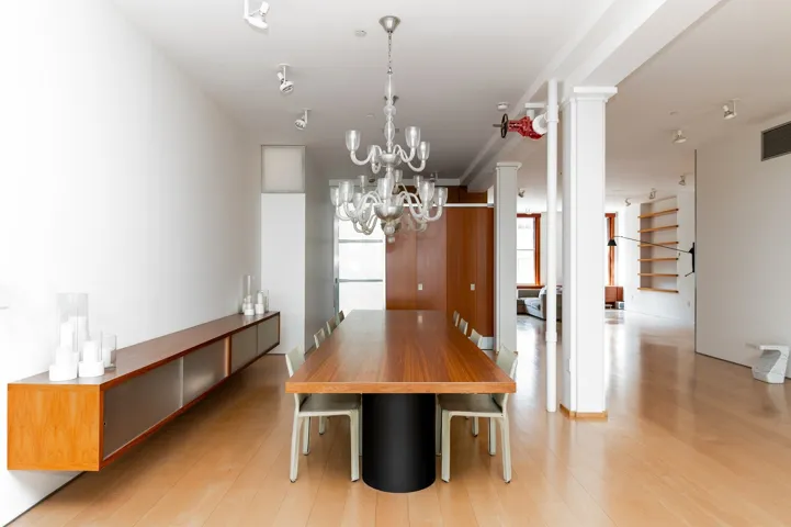 15 MERCER Street, New York City, NY 10013