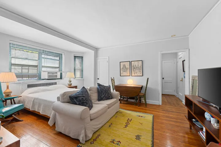 34-20 79th Street, New York City, NY 11372