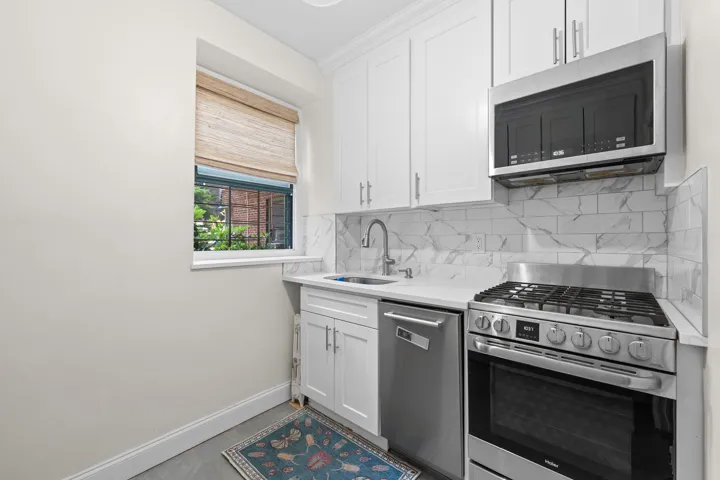 34-20 79th Street, New York City, NY 11372