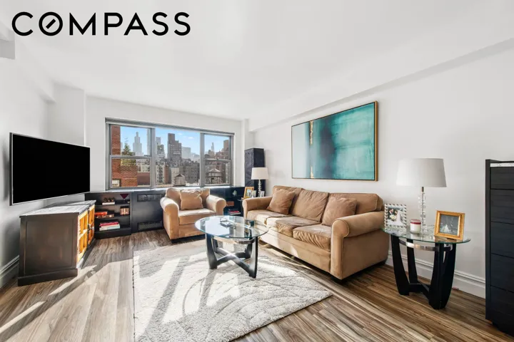 136 E 76th Street, New York City, NY 10021