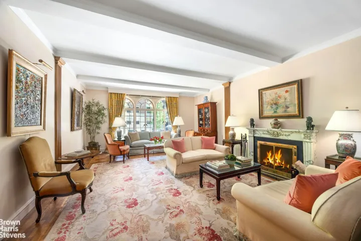160 E 72ND Street, New York City, NY 10021
