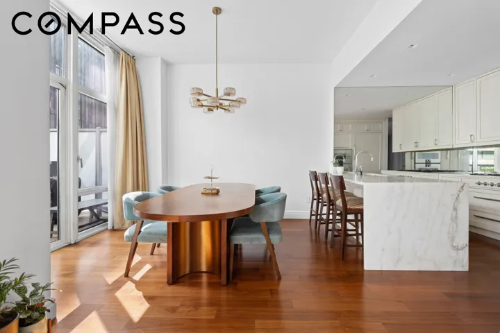 555 W 59th Street, New York City, NY 10019