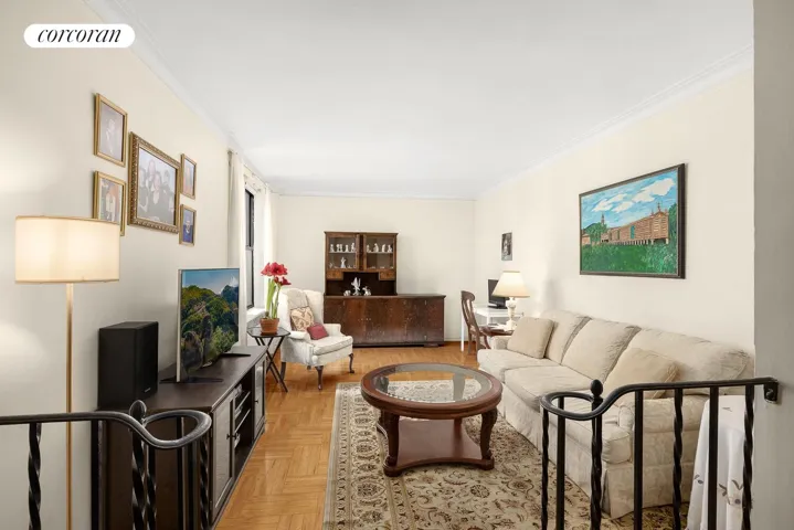 225 W 25TH Street, New York City, NY 10001