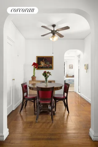 225 W 25TH Street, New York City, NY 10001