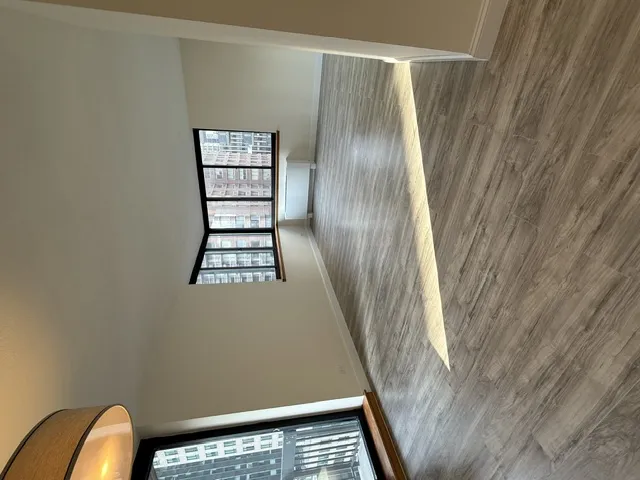 250 E 40th Street, New York City, NY 10016